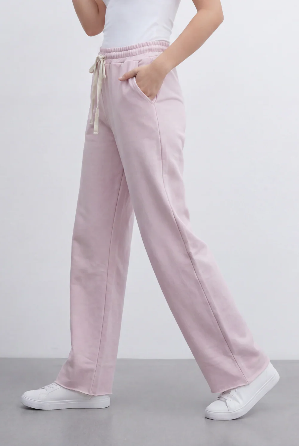 Women’s Tomato Store Fluid Lounge Sweatpants With Smooth Solid Surface Plain Dye Texture - Image 11