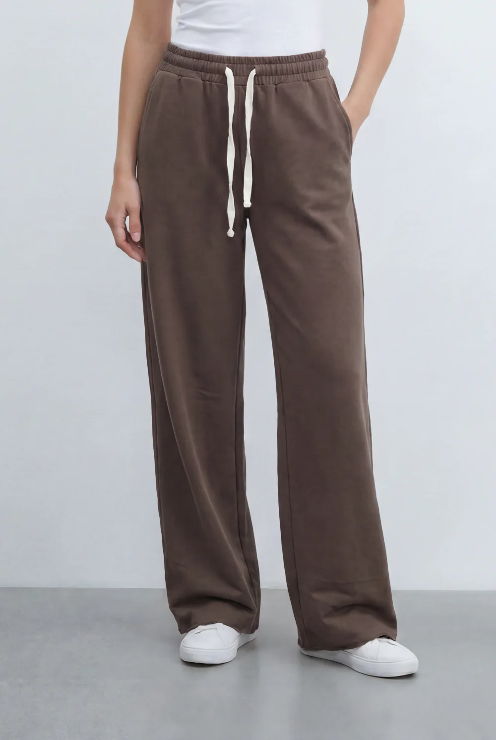 Women’s Tomato Store Fluid Lounge Sweatpants With Smooth Solid Surface Plain Dye Texture - Image 5