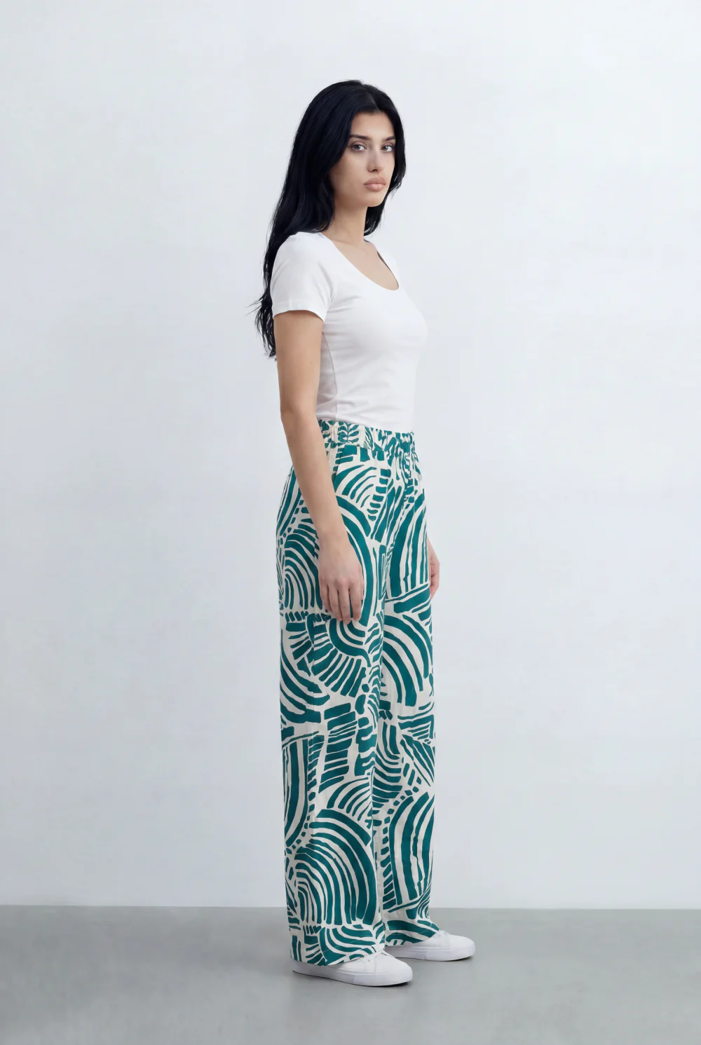 Women’s Tomato Store Tropical Print Palazzo Pants Bold Abstract Leaf Pattern Elastic Waist - Image 7
