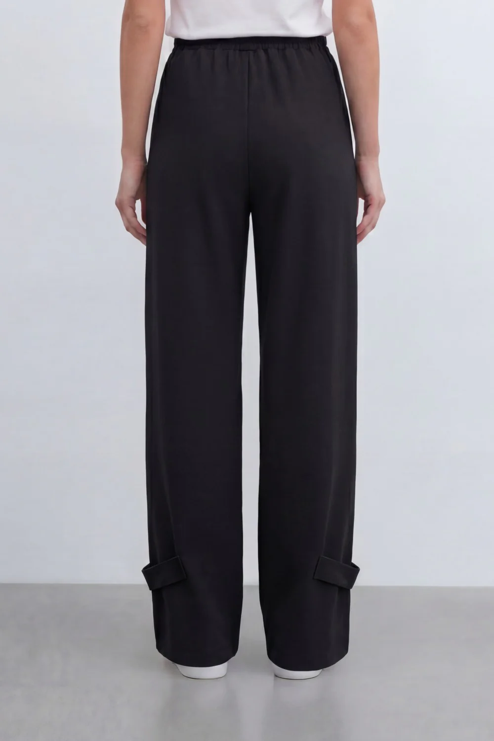Women’s Tomato Store Utility Basic Pants With Smooth Solid Dye Surface Soft Twill Texture Elastic Waistband Side Pocket Cargo - Image 2
