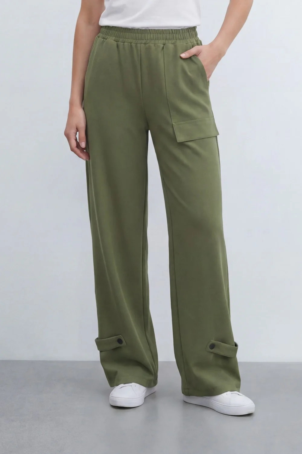 Women’s Tomato Store Utility Basic Pants With Smooth Solid Dye Surface Soft Twill Texture Elastic Waistband Side Pocket Cargo - Image 5