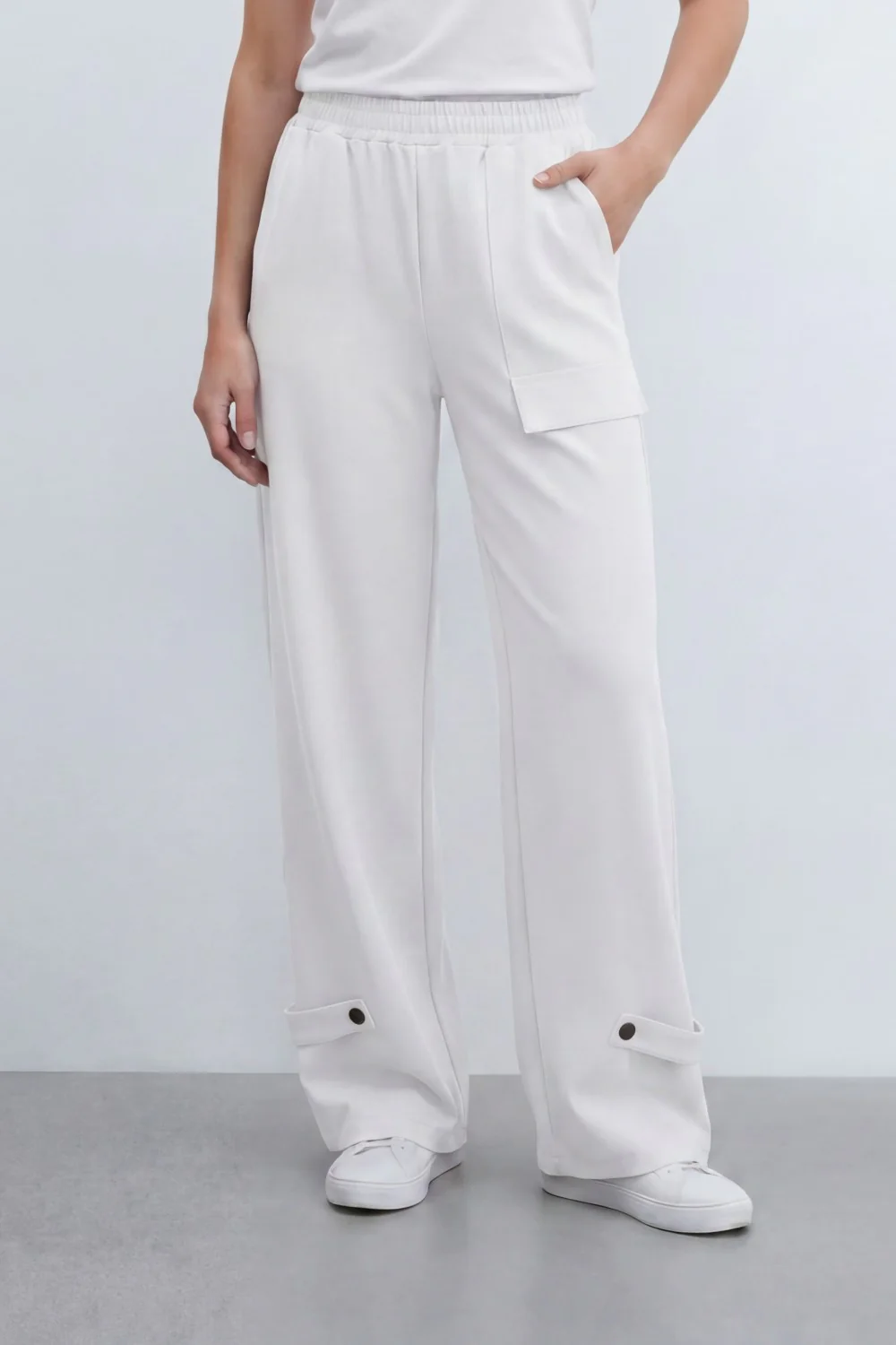 Women’s Tomato Store Utility Basic Pants With Smooth Solid Dye Surface Soft Twill Texture Elastic Waistband Side Pocket Cargo - Image 9